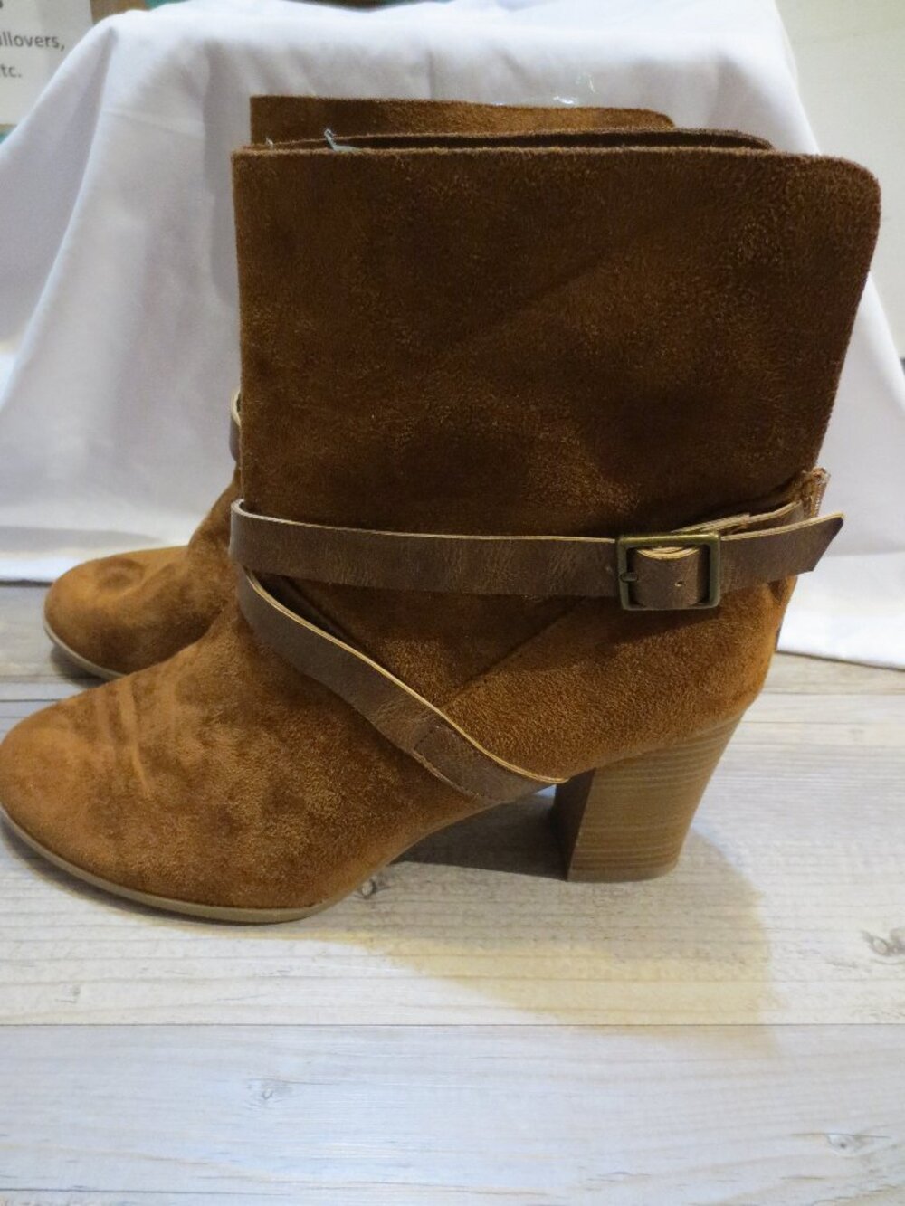 NEW DIRECTIONS Ankle Boot JORIE Faux Suede Tan Brown Block Heel Strappy Size 9.5